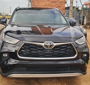 Toyota Highlander Platinum AWD 2020 Black