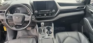 Toyota Highlander Platinum AWD 2020 Black