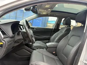 Hyundai Tucson 2016 Silver