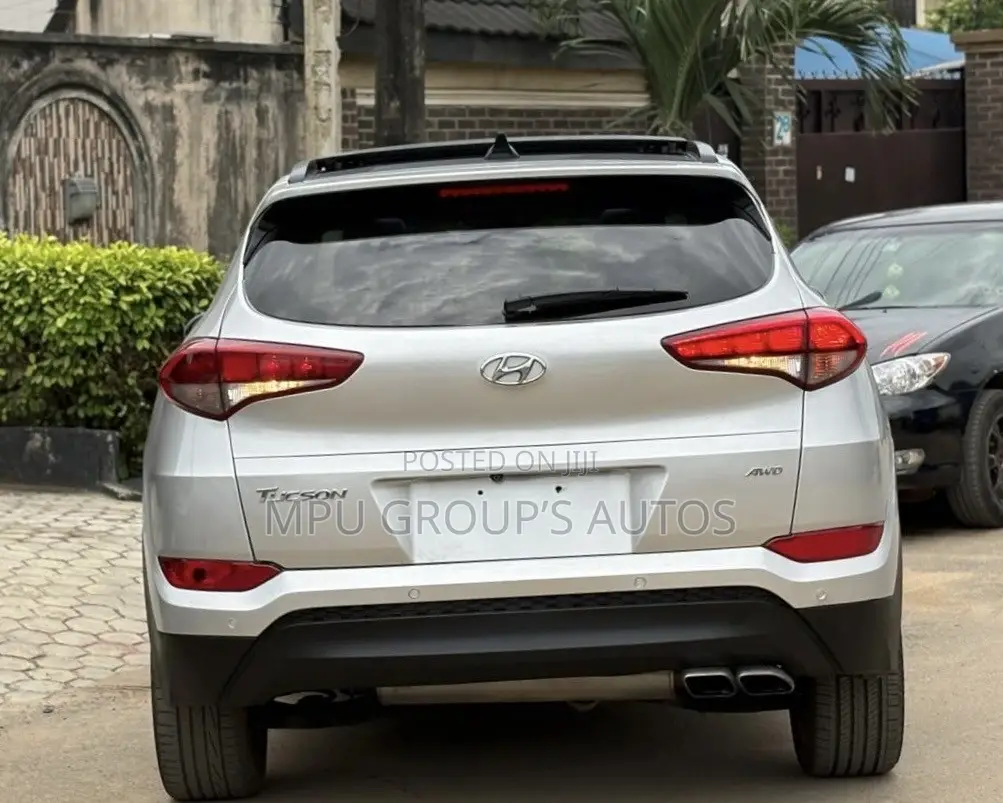 Hyundai Tucson 2016 Silver