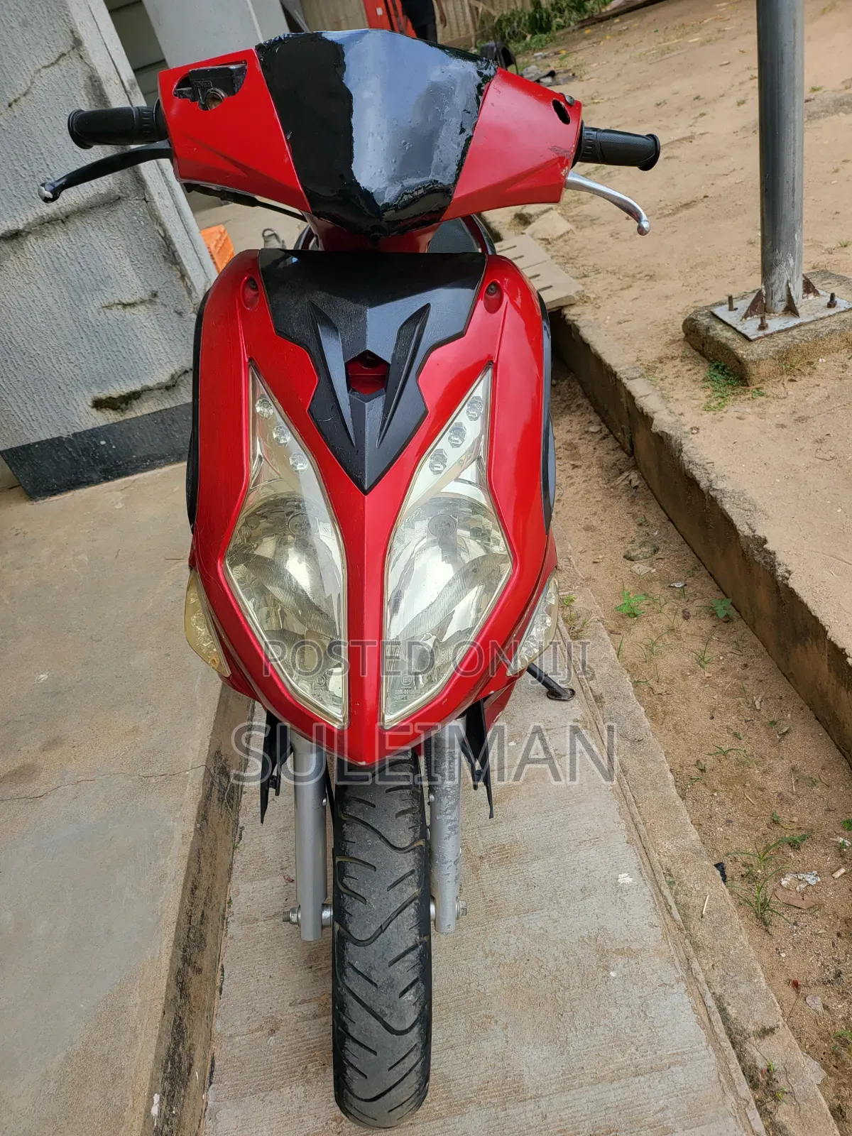 Hyosung 2015 Red