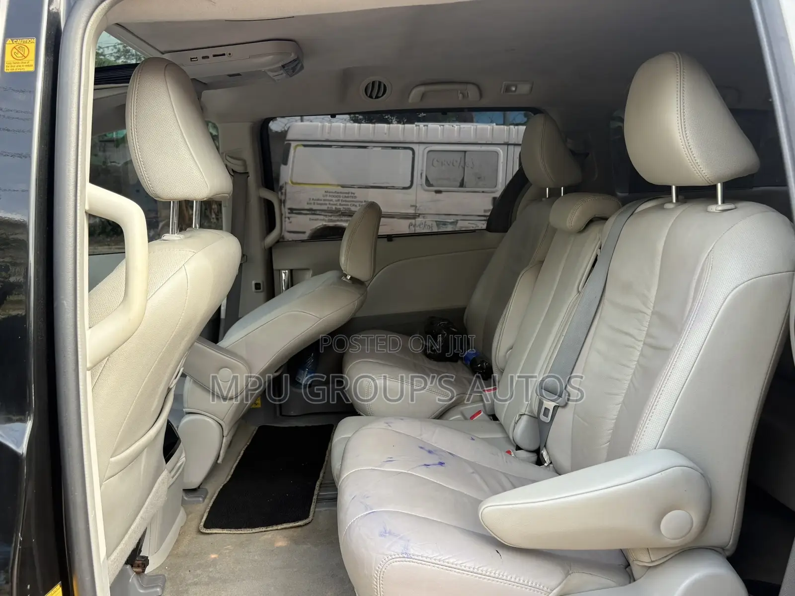 Toyota Sienna 2012 Black