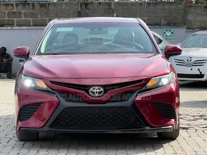 Toyota Camry 2018 Red