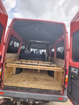 Mercedes-Benz Sprinter 2010 Red