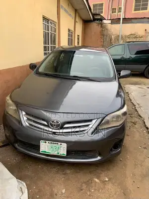 Toyota Corolla 2009 Gray
