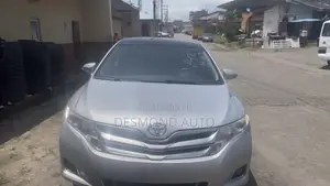 Toyota Venza XLE 4dr Wagon (2.7L 4cyl 6A) 2014 Silver