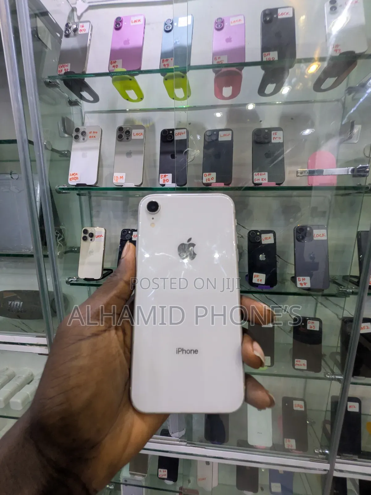 Apple iPhone XR 64 GB White