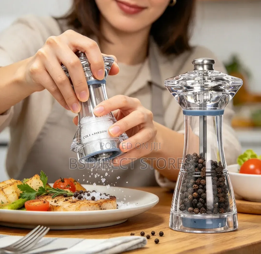 Jamie Oliver Cookware Range Salt and Pepper Mill Grinding Gift Set.