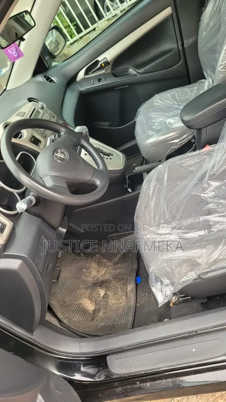 Toyota Matrix 2010 Black