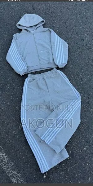 Unisex 2-Piece Tracksuit Setwith Stripes ZipUp Hoodie & Baggy Trousers