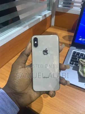 Apple iPhone XS 64 GB Rose Gold