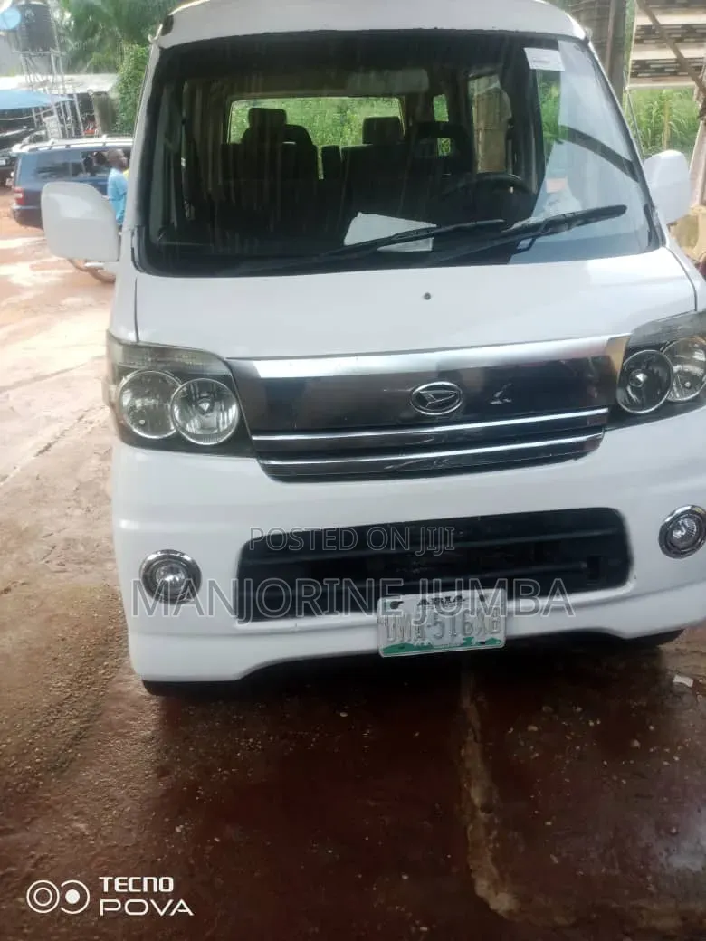 Daihatsu Hijet 2013 White