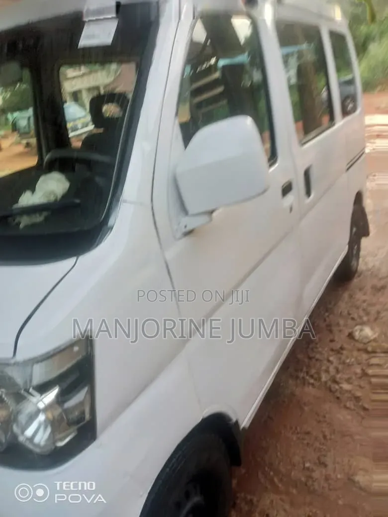 Daihatsu Hijet 2013 White