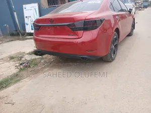 Lexus ES 2013 Red