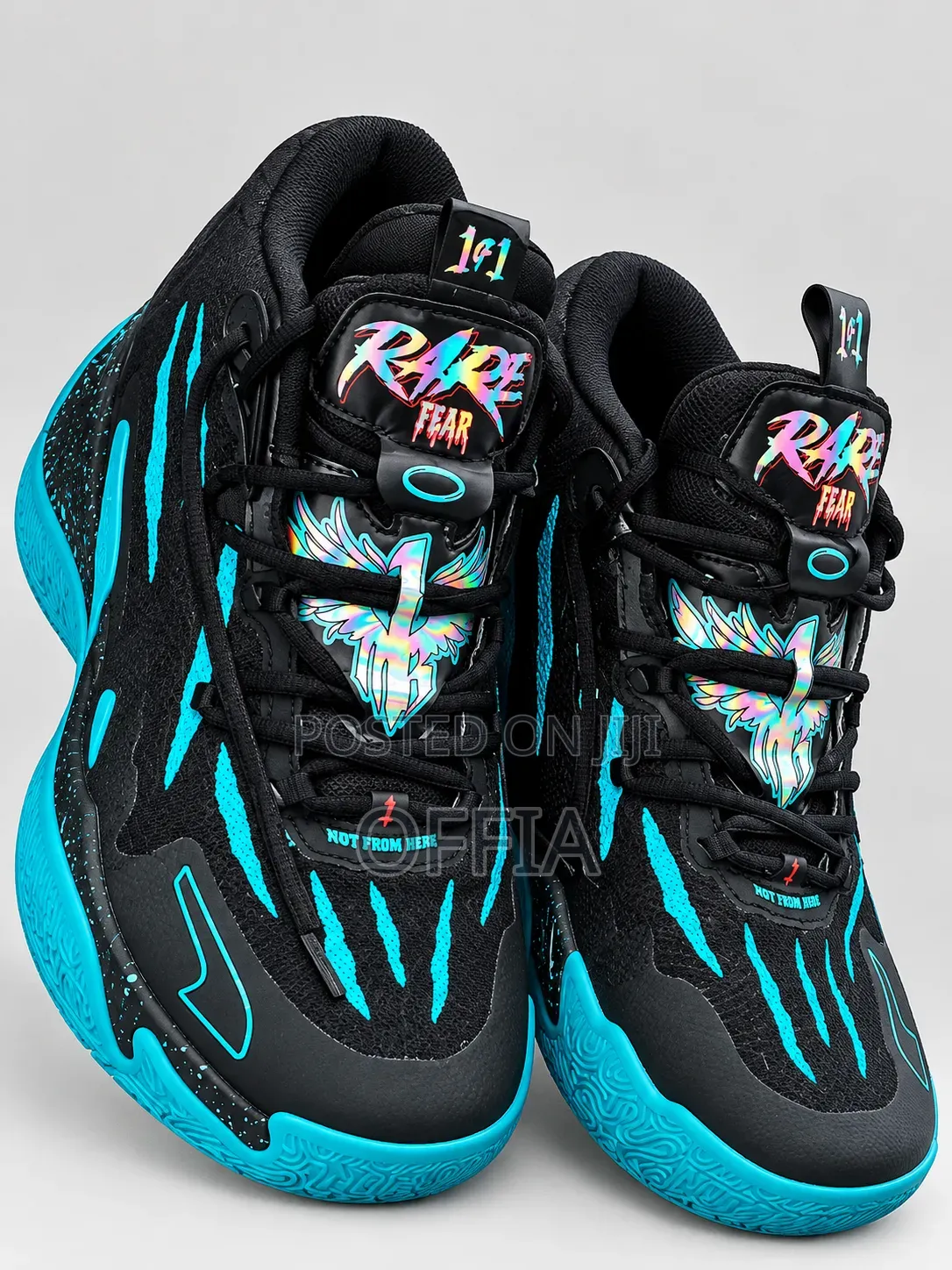 Sells Quality Shoes
