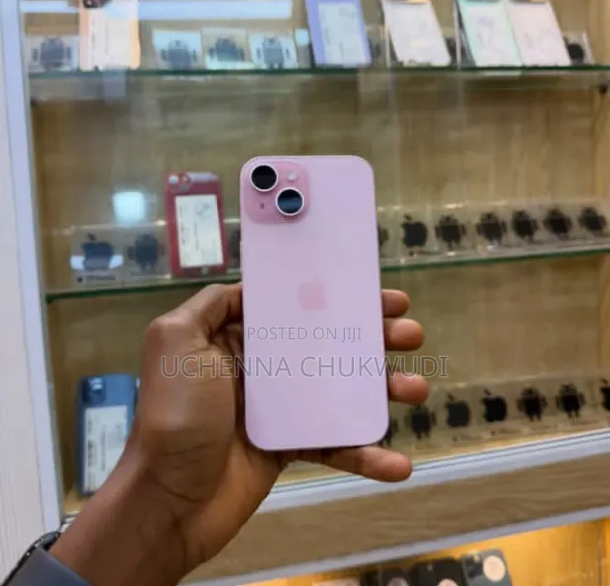 Apple iPhone 15 128 GB Pink