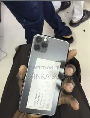 Apple iPhone 11 Pro Max 64 GB Gray