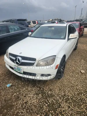 Mercedes-Benz C300 Luxury Sedan AWD (3.0L 6cyl 7A) 2008 White