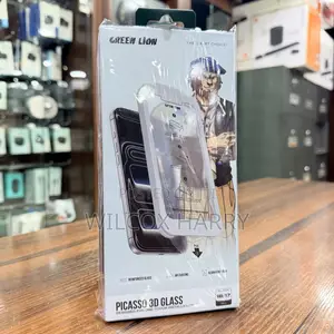 iPhone 18 Pro & 18 Pro Max Green Lion Screen Guard Protector