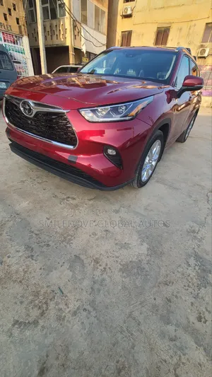Toyota Highlander Limited 2022 Burgundy