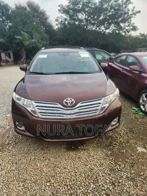 Toyota Venza LE 2009 Gold