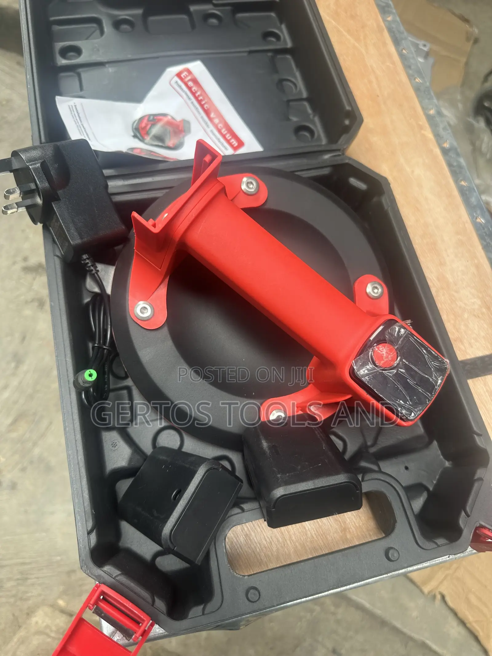Cordless Tile Lifter