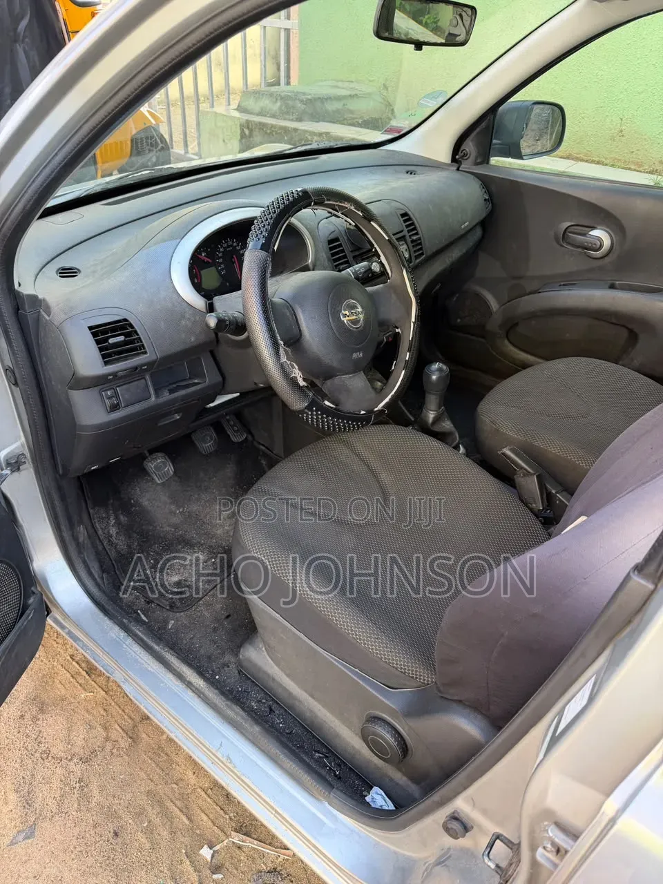 Nissan Micra 2010 Silver