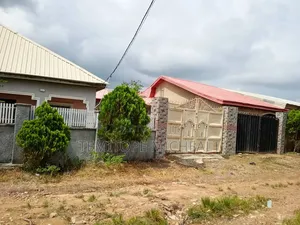 Mini Flat in 1000 Units Estate for sale