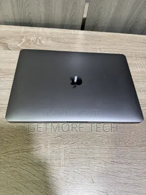 Laptop Apple MacBook Pro 2019 16GB Intel Core i7 SSD 512GB