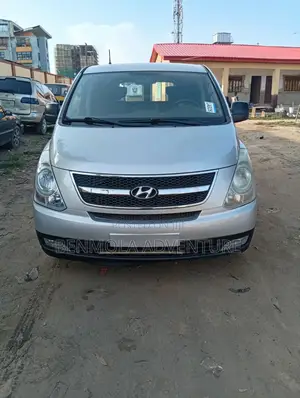 Hyundai H1 2011 Grey