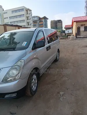Hyundai H1 2011 Grey