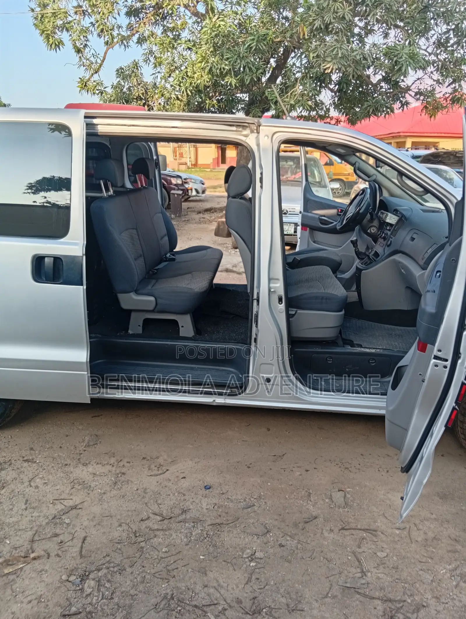 Hyundai H1 2011 Grey