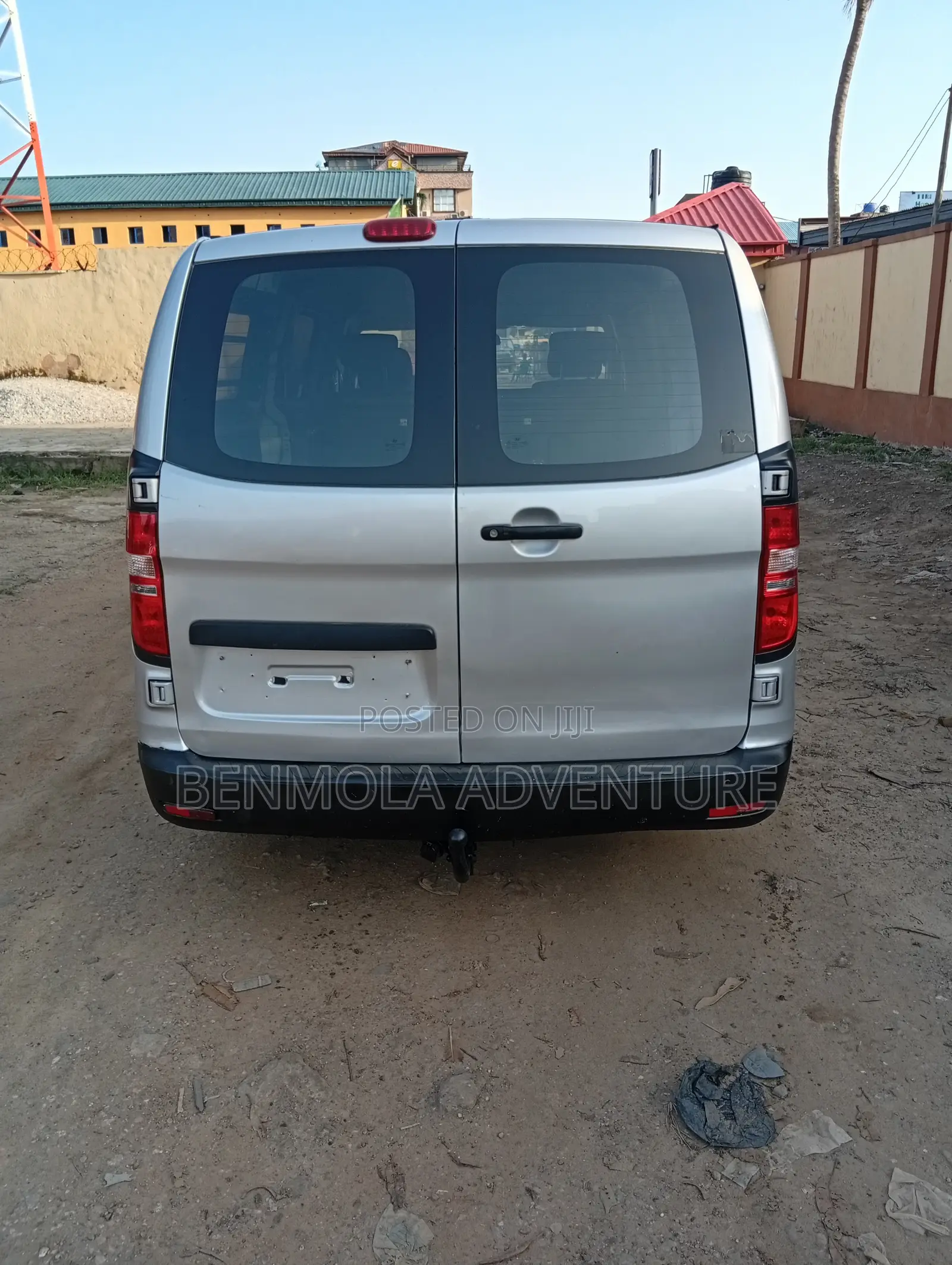 Hyundai H1 2011 Grey
