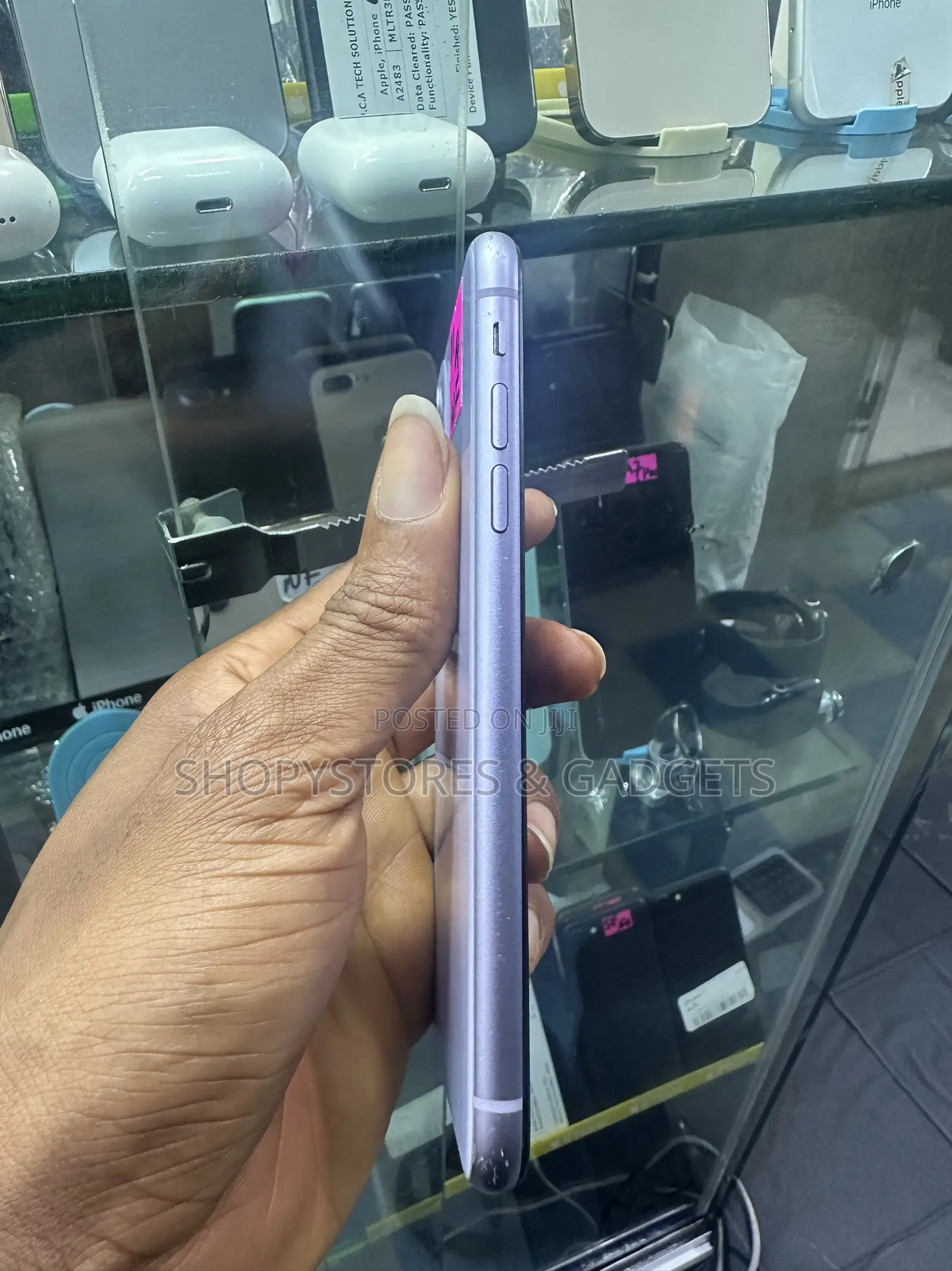 Apple iPhone 11 64 GB Purple