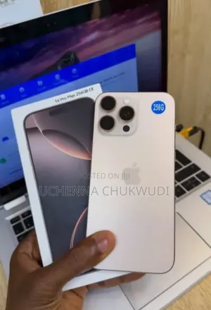 New Apple iPhone 16 Pro Max 256 GB Gold