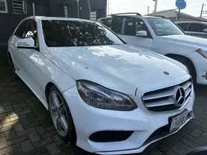 Mercedes-Benz E-Class 2014 White