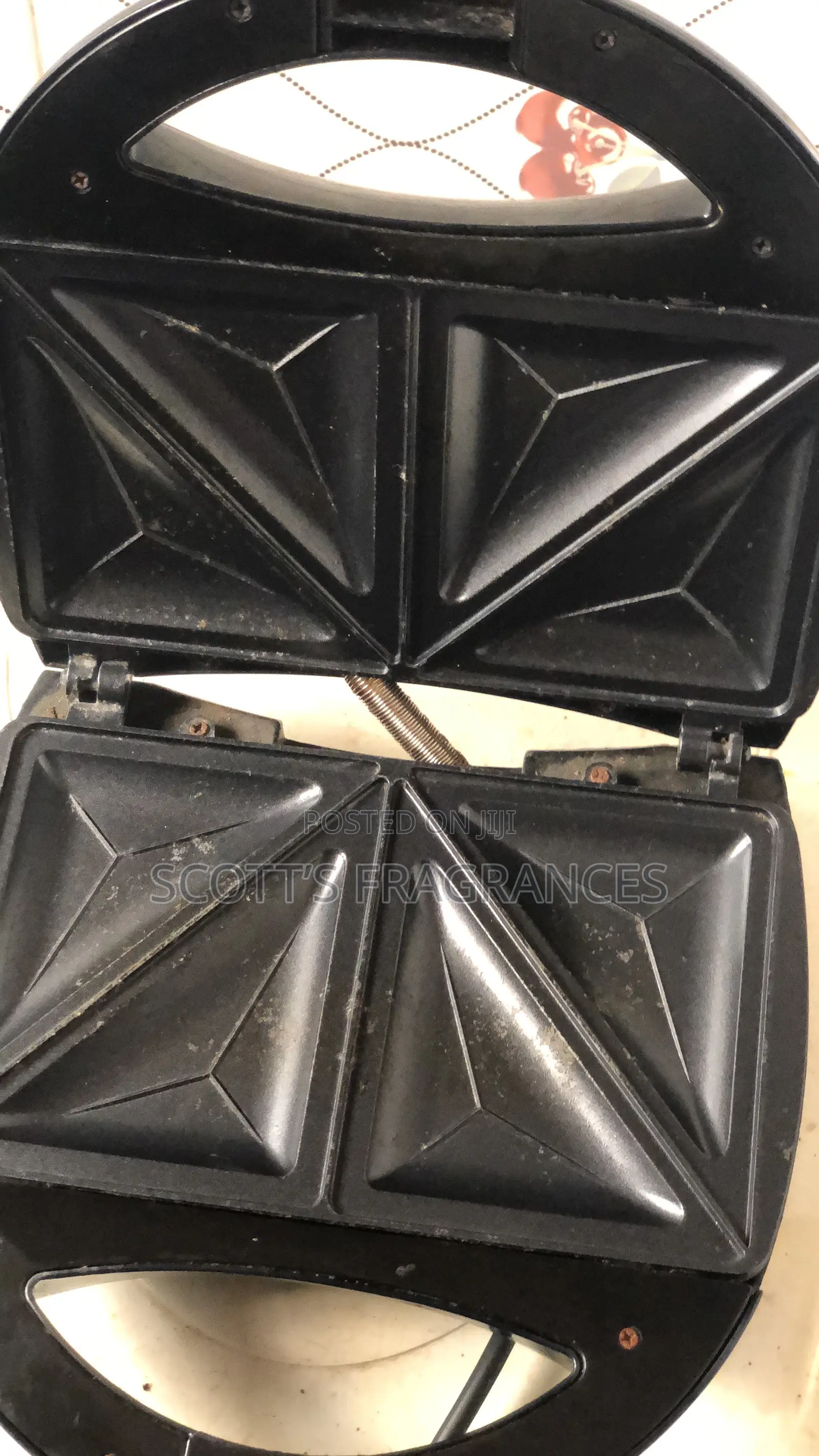 Used Sandwich Maker