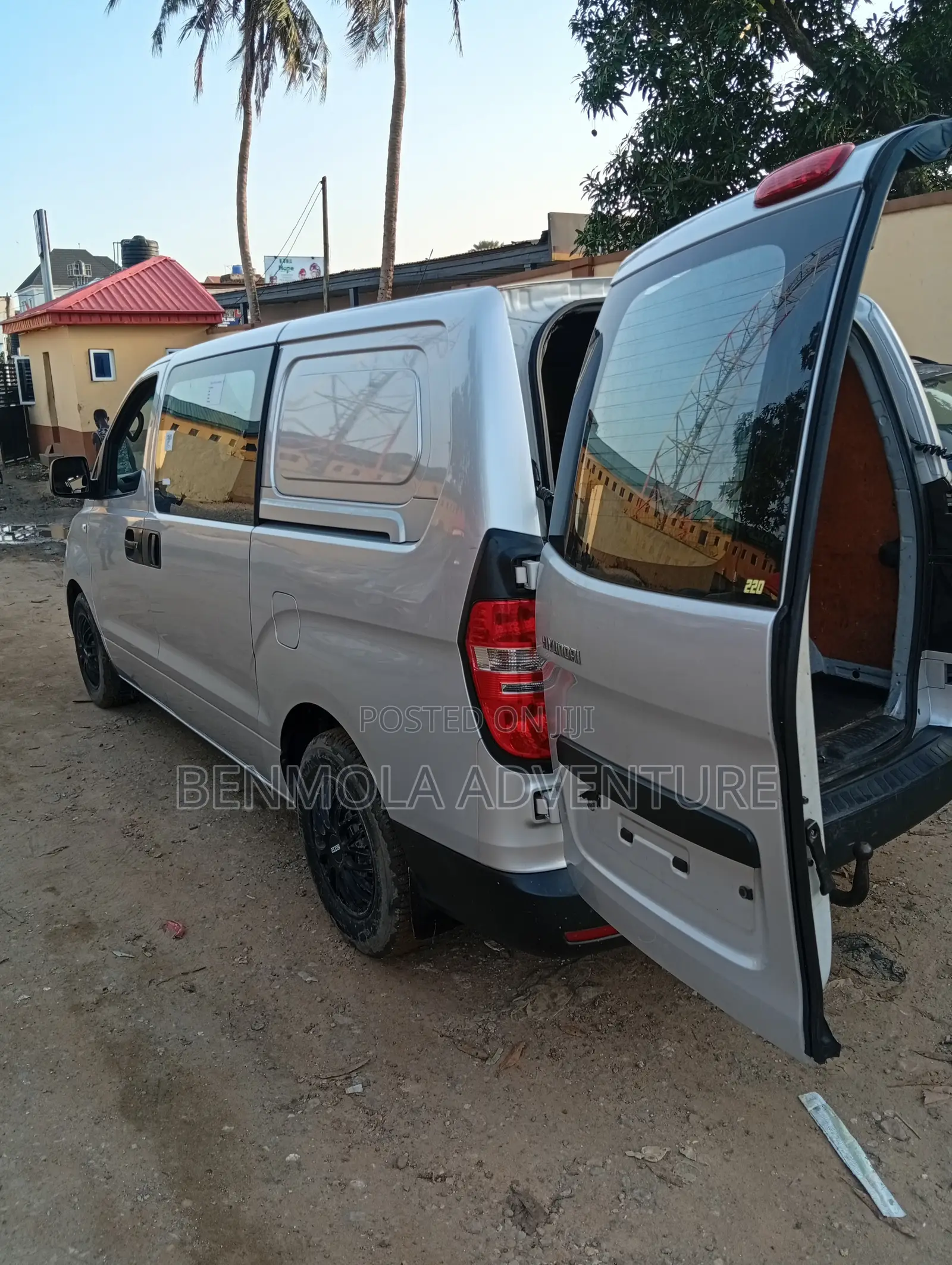Hyundai H1 2009 Grey