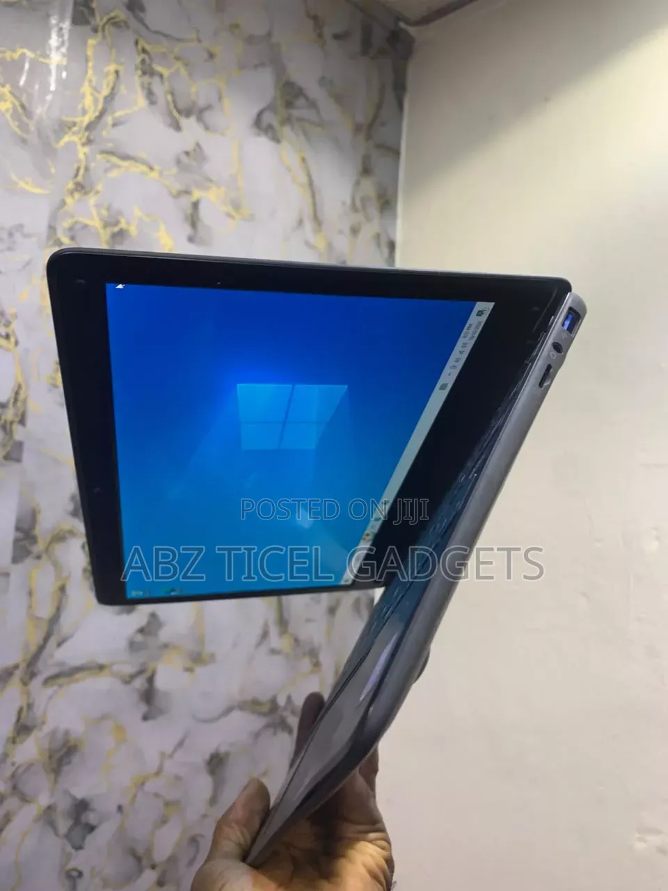 Laptop Geo Geobook 1E 4GB Intel Celeron SSD 60GB