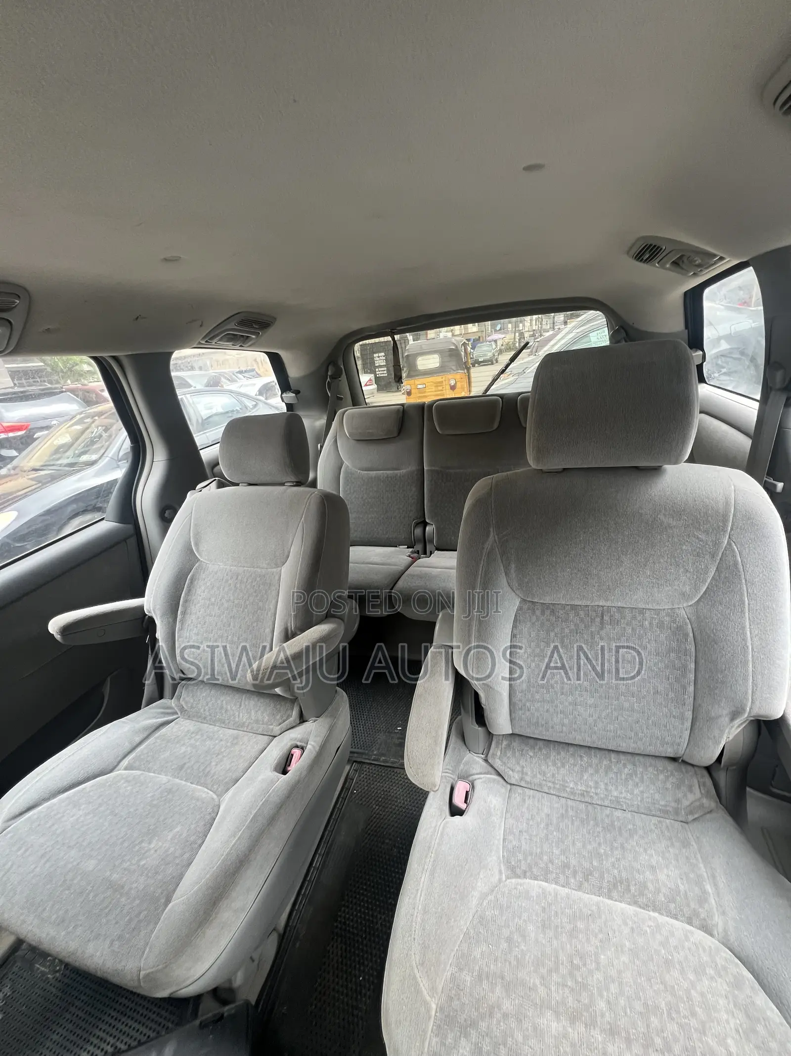 Toyota Sienna 2005 Gray