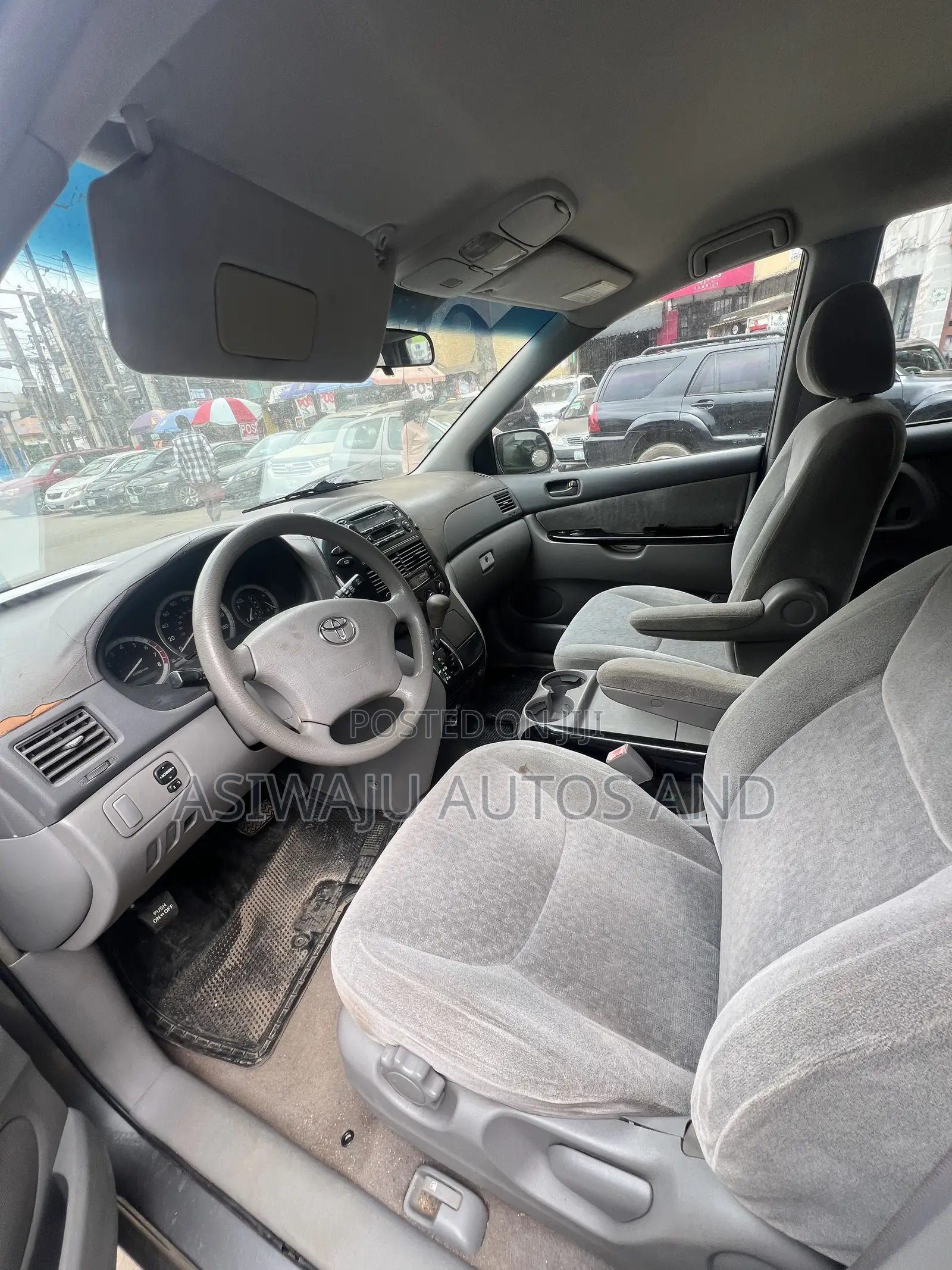 Toyota Sienna 2005 Gray