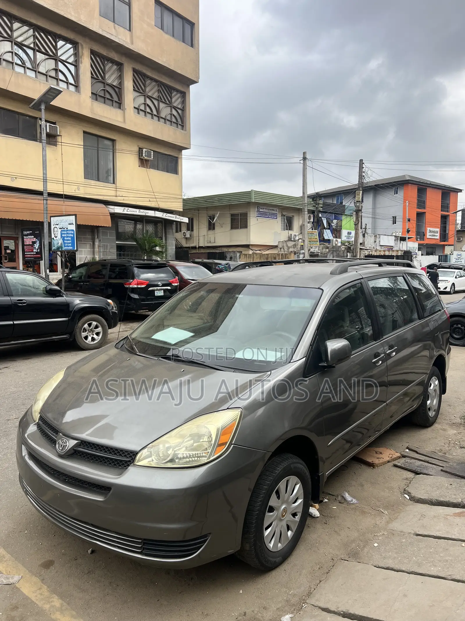 Toyota Sienna 2005 Gray