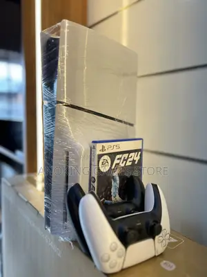 Ps5 Used Slim Console + 2 Pads , Fc24 Disc