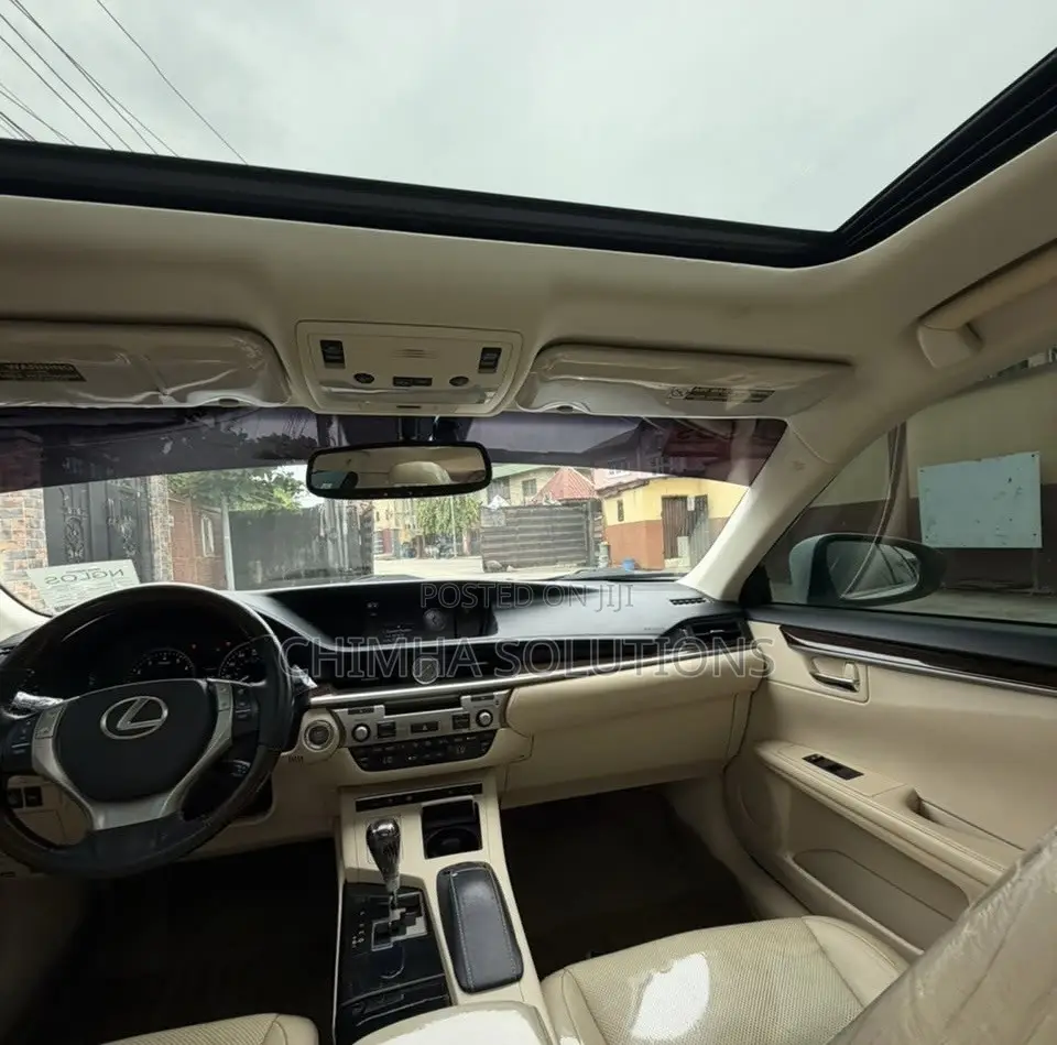 Lexus ES 2014 White