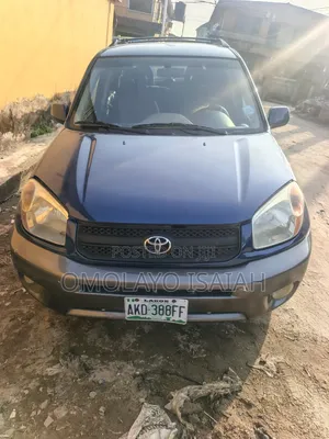 Toyota RAV4 1.8 2004 Blue