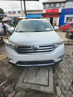 Toyota Highlander 2013 White