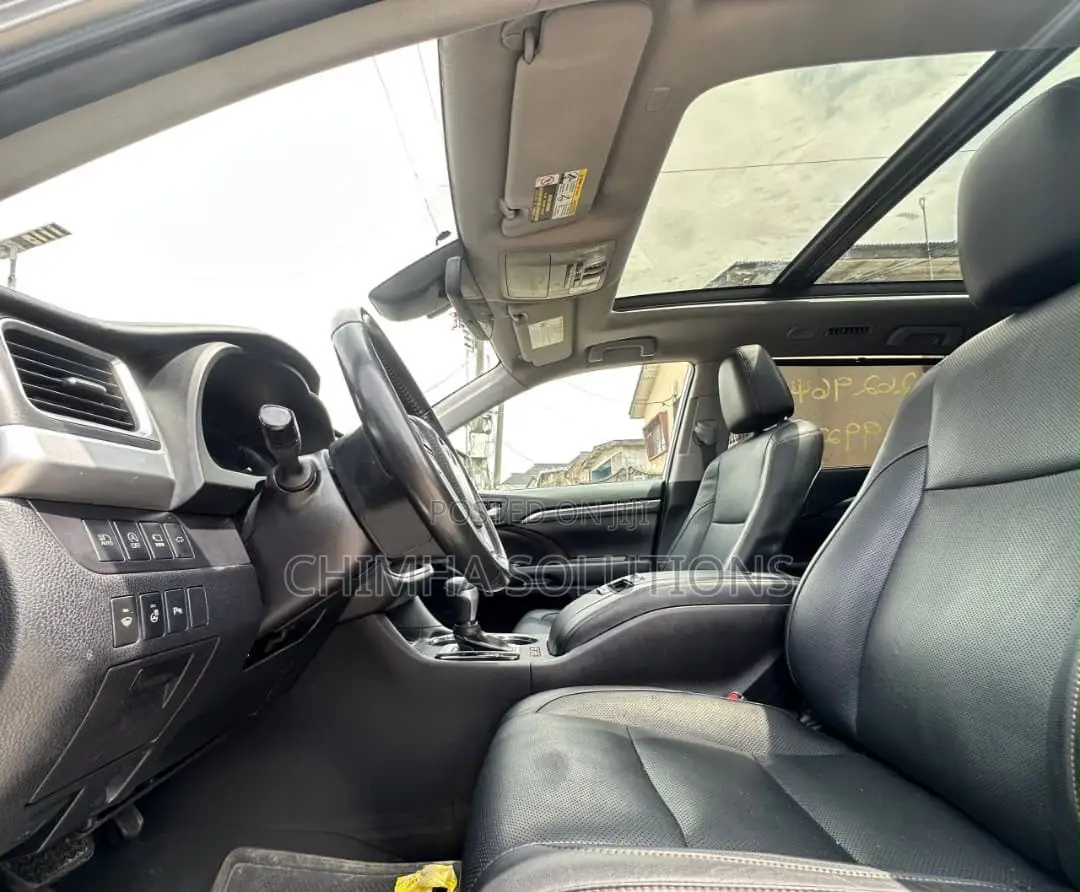 Toyota Highlander 2019 Gray
