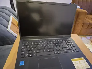 Laptop Asus Vivobook 15 8GB Intel Core Ultra 5 SSD 256GB