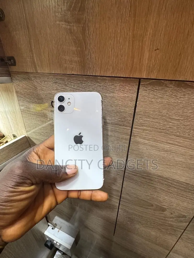 Apple iPhone 11 128 GB White