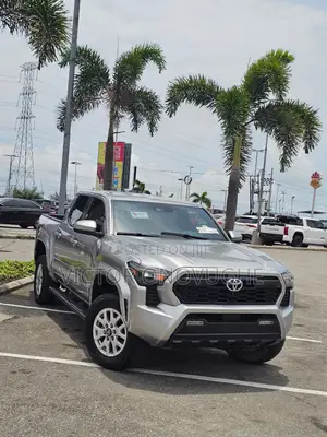 Toyota Tacoma SR5 Double Cab 6' Bed AT 2024 Gray